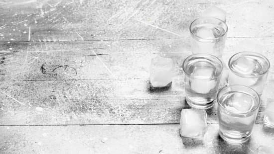Does Smirnoff Whipped Cream Vodka Come In Nips?