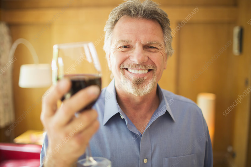 Should Seniors Drink Red Wine?